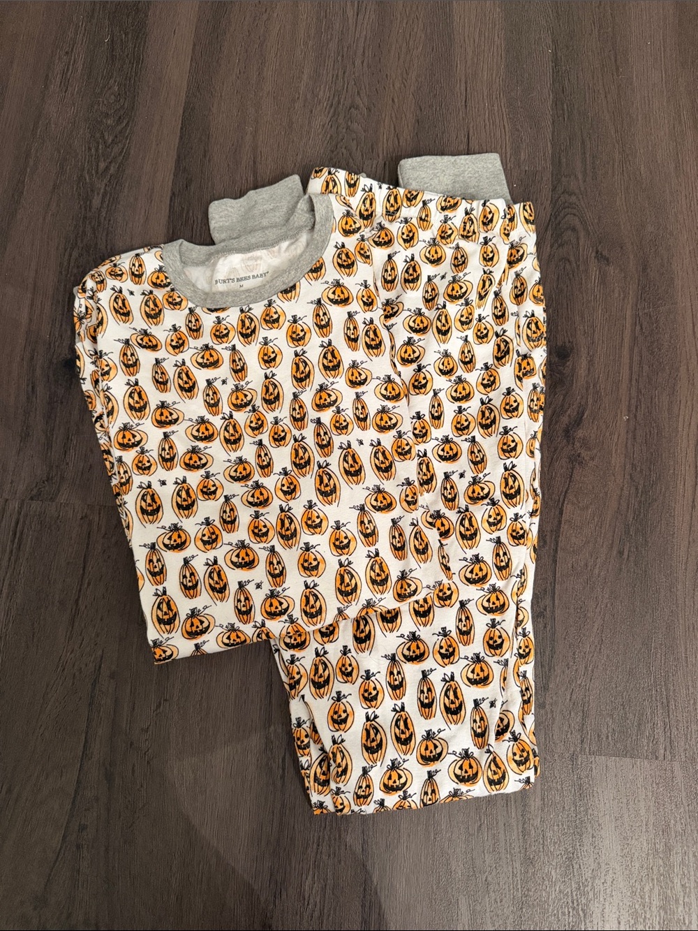 Burt’s Bees Pumpkin Print Pajama Set - Gray & Orange, Adult M